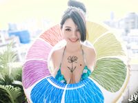 隱藏版瘋狂抖奶『俄羅斯公主』超性感比基尼 最後還是脫光光 濕身後的性感 高清[JVID]