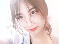 偷翻女同学手机相册里的所有自拍